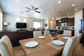 Cactus Rose Villa with 2 Pools 2 Spas Gym